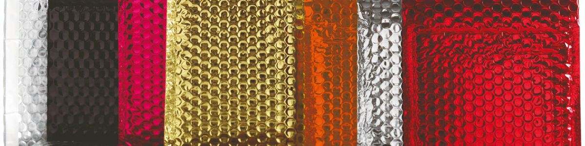 Цветные пакеты из воздушно-пузырчатой пленки